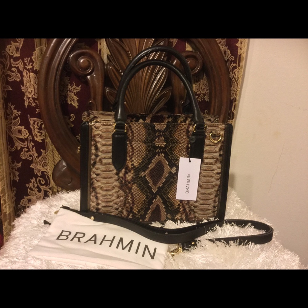 Brahmin bag 2 way SOLD TO TRADESY - Picture 2 of 8